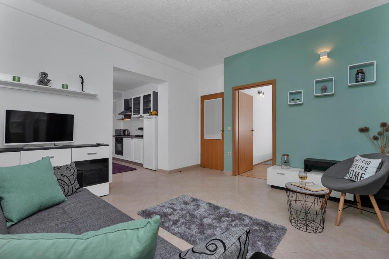 Apartmani Luna 바스카보다 외부 사진