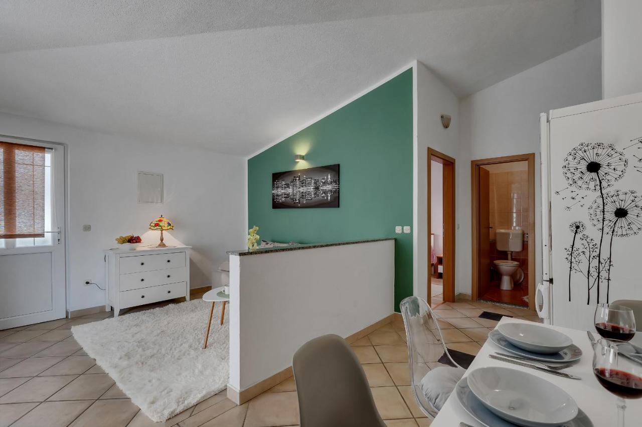 Apartmani Luna 바스카보다 외부 사진