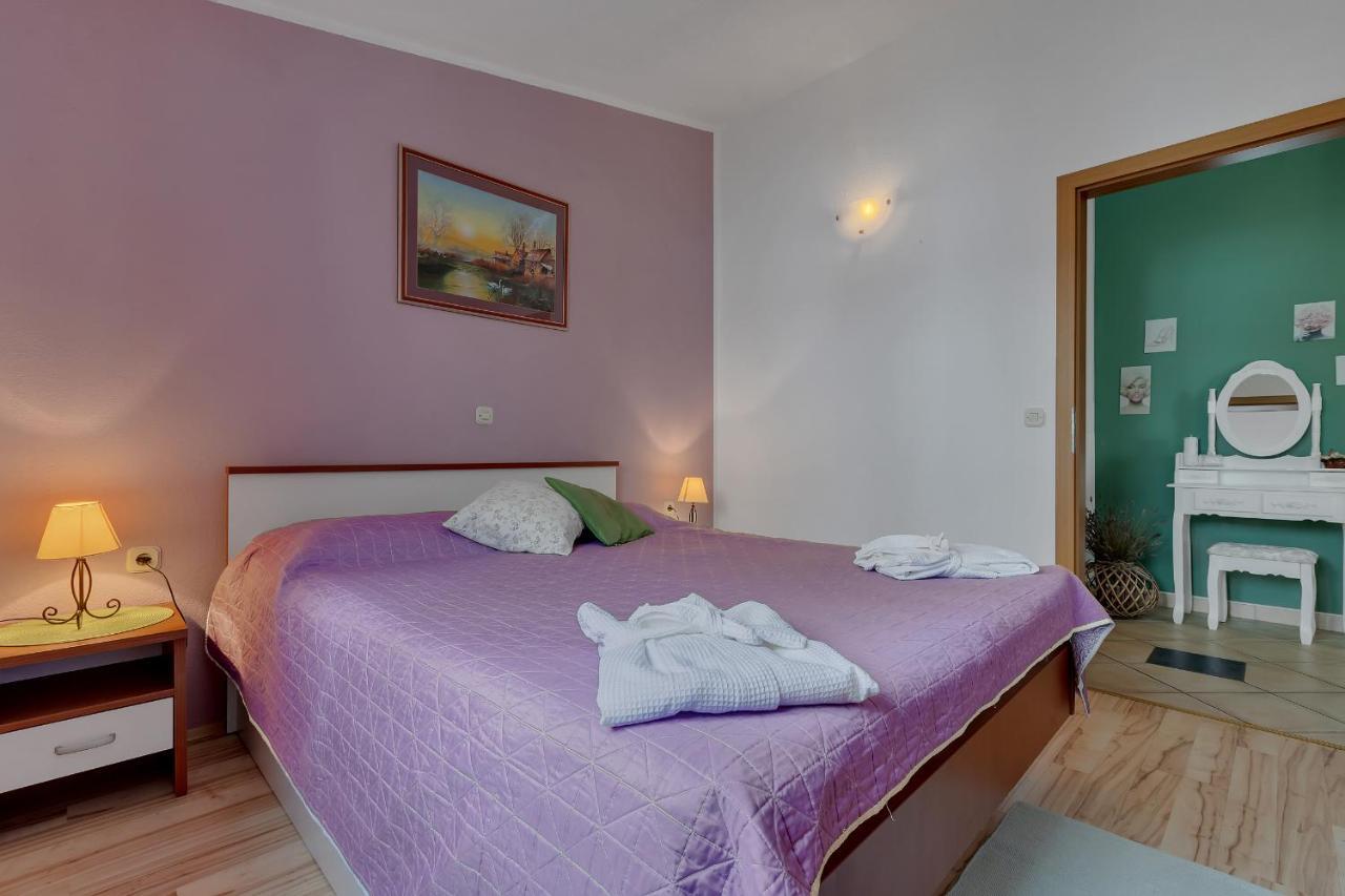 Apartmani Luna 바스카보다 외부 사진