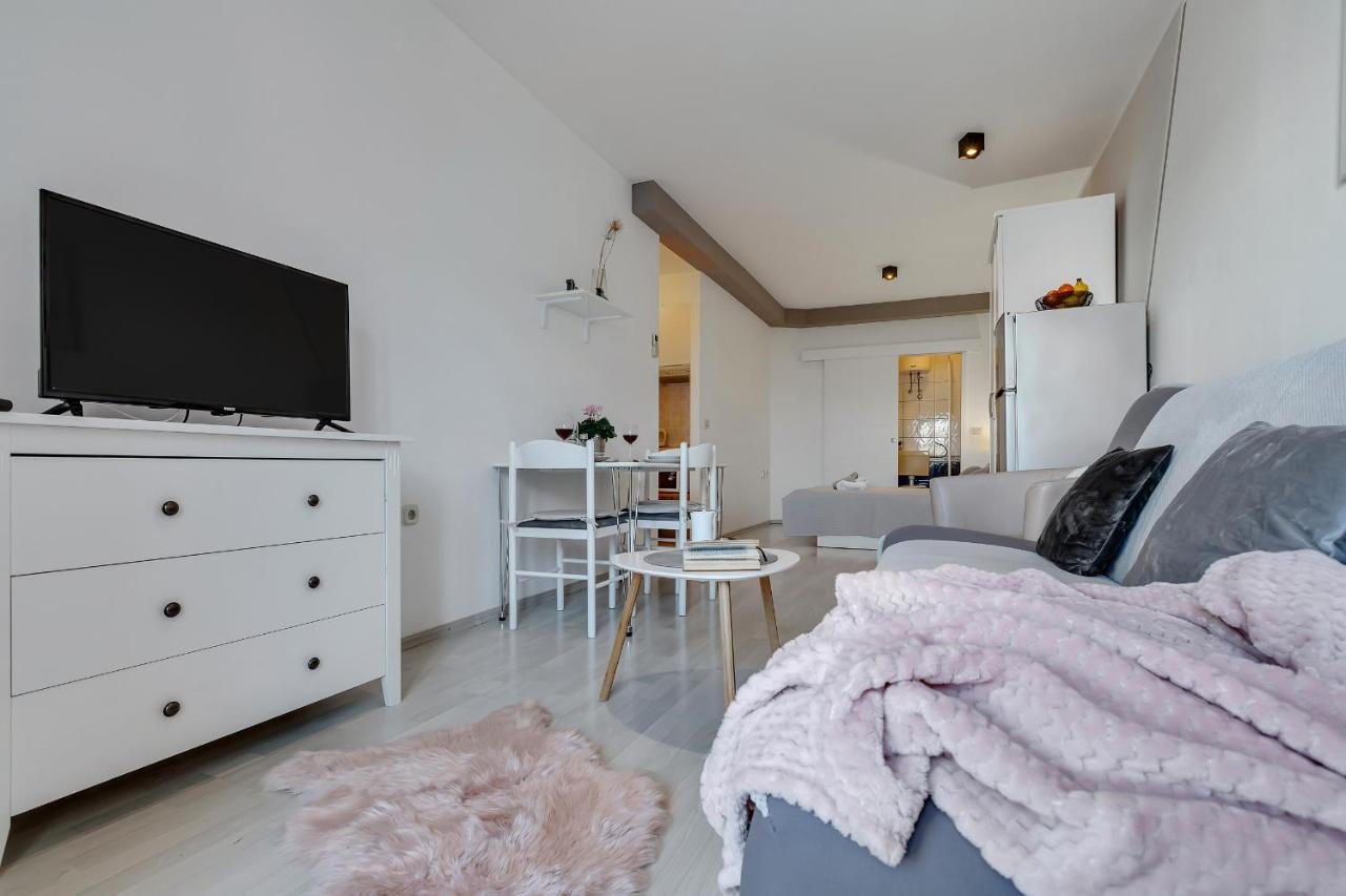 Apartmani Luna 바스카보다 외부 사진