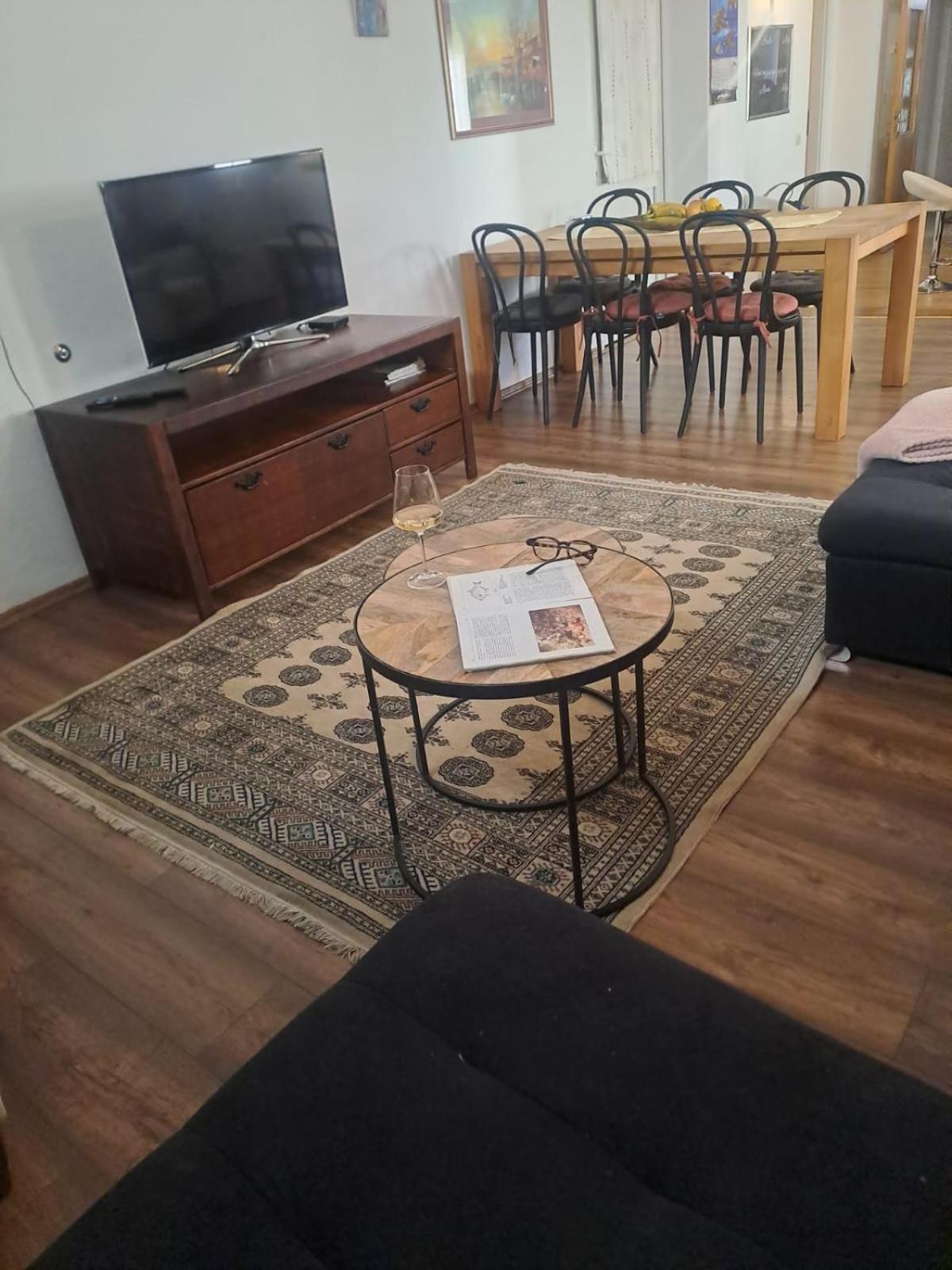 Apartmani Luna 바스카보다 외부 사진