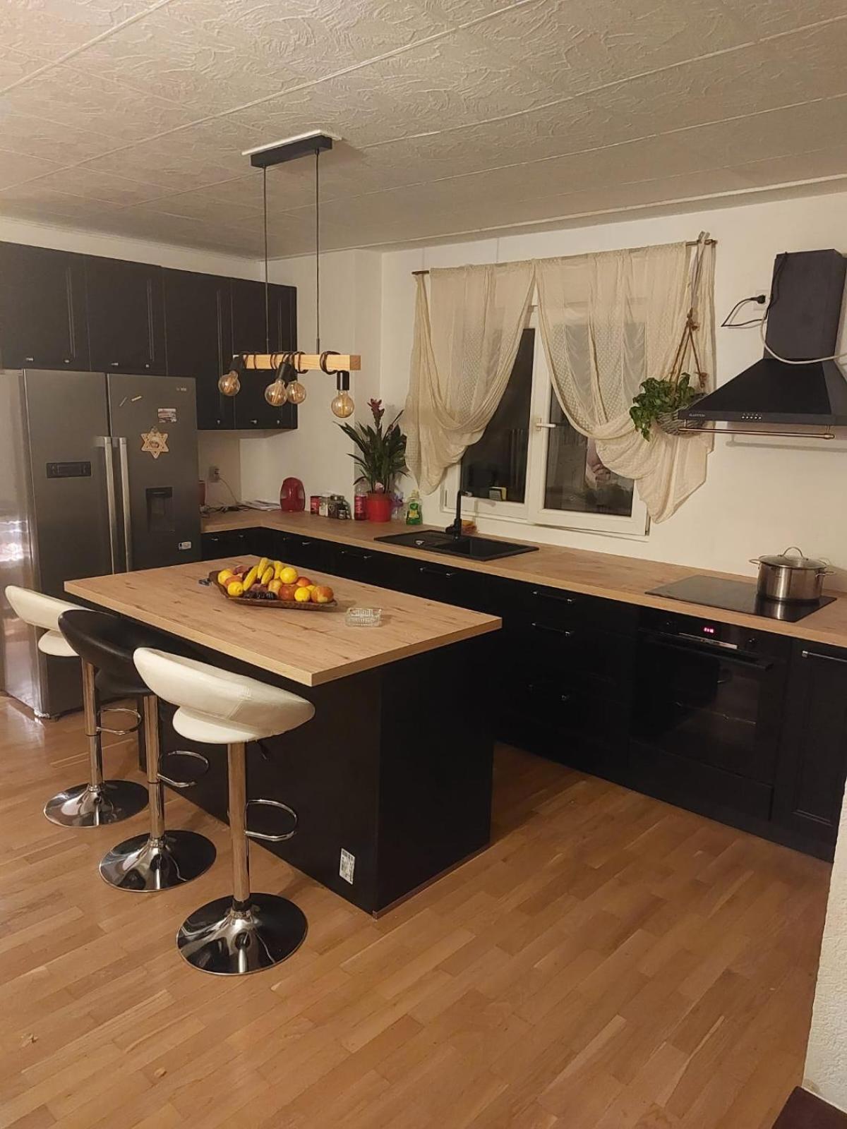 Apartmani Luna 바스카보다 외부 사진